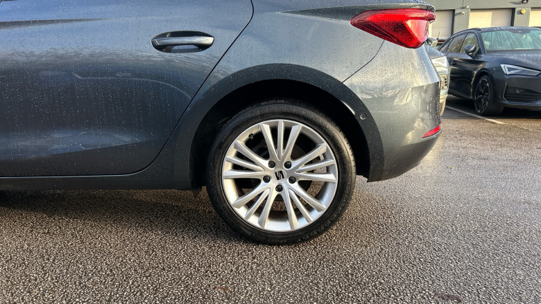 SEAT Leon 1.0 TSI EVO SE Dynamic 5dr Petrol Hatchback